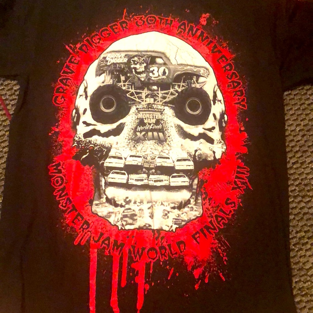 Grave digger tshirt